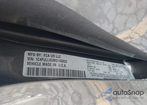 2021 Jeep Cherokee Latitude Plus Fwd from USA, damaged, VIN 1C4PJLLB5MD146855